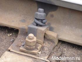 Болтовое крепление рельса