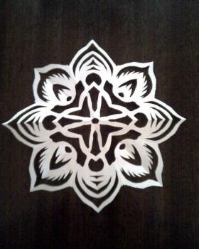 Мои снежинки из бумаги