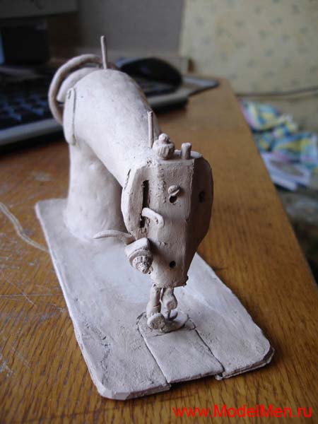 Швейная машинка из глины