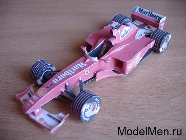Ferrari F1-2000 из бумаги
