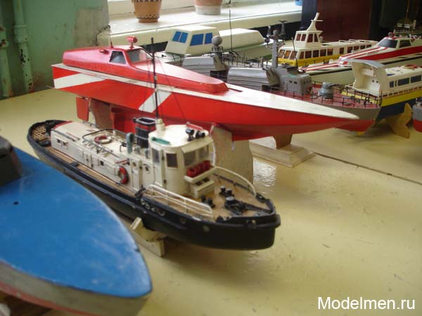 Городские соревнования по судомоделизму - модели кораблей