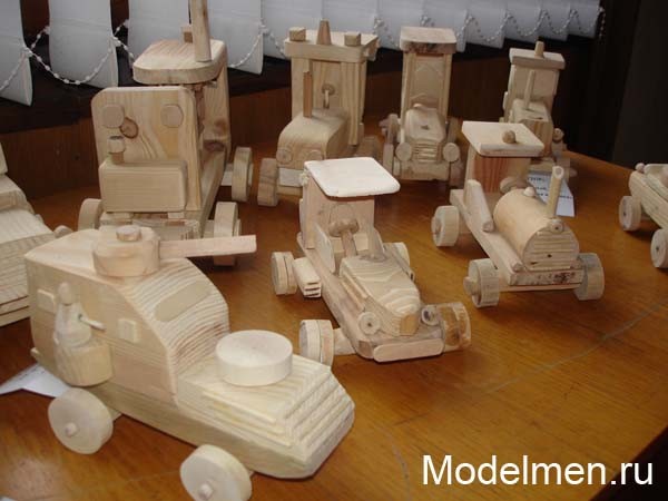 Выставка детского технического творчества 2007 (часть 3)