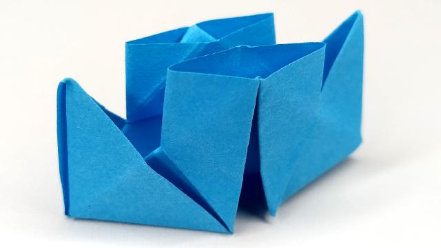 Как сделать кораблик из бумаги. Пошаговая инструкция оригами